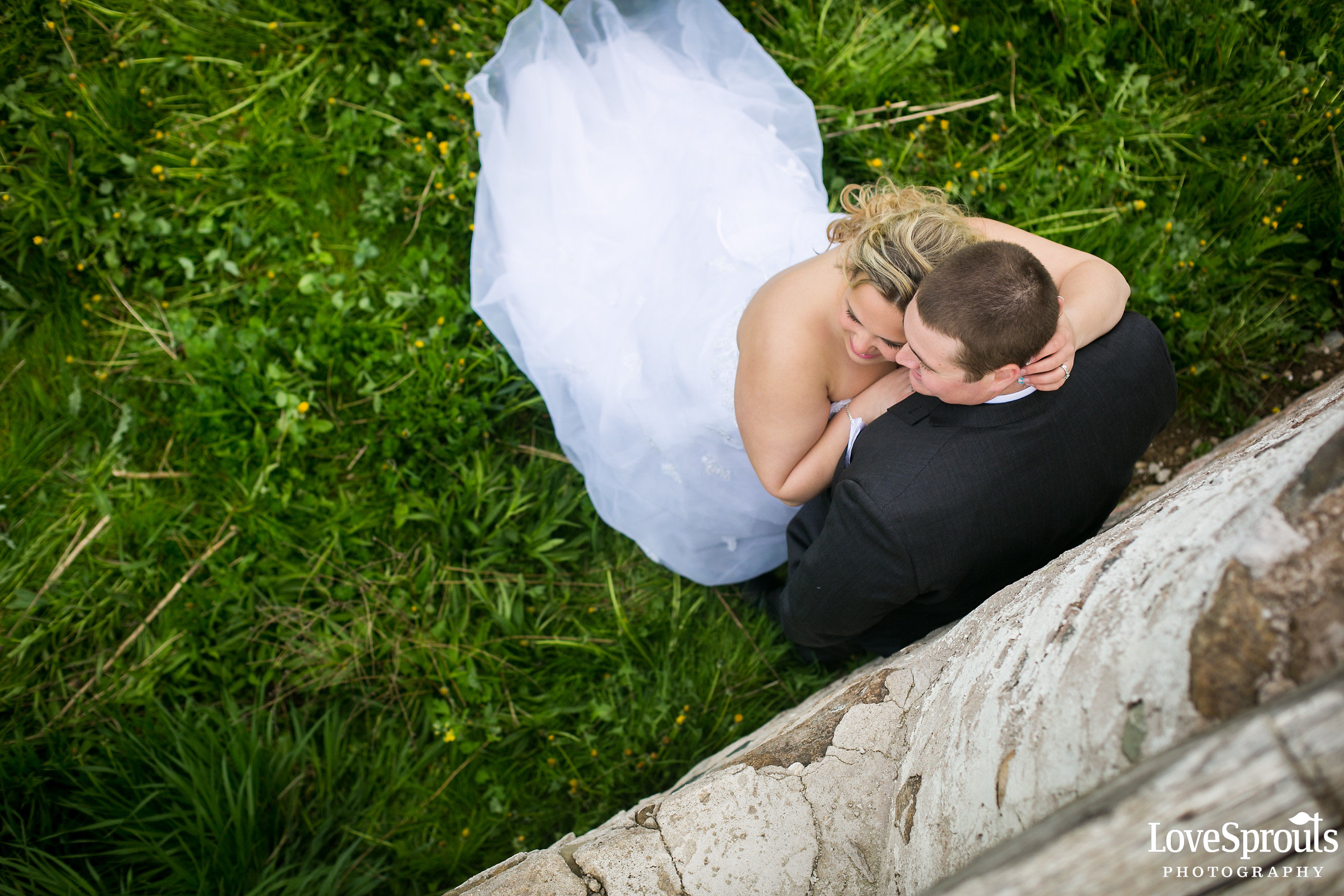 Ayr Wedding Photographers – Courtney & Ben – Grand Valley Country Club Wedding