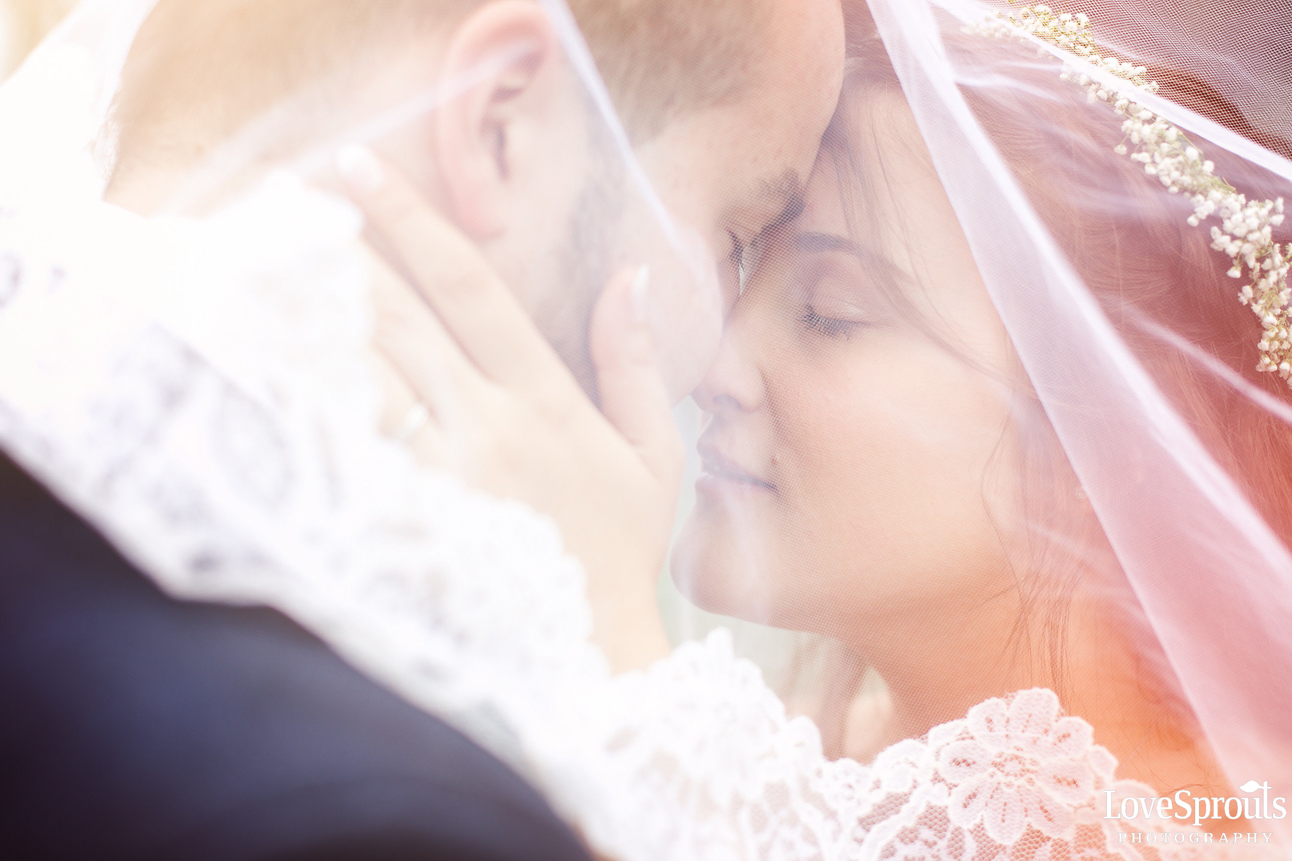 Hamilton Wedding Photographers – Adam & Alysha – Carmens Banquet Hall Wedding