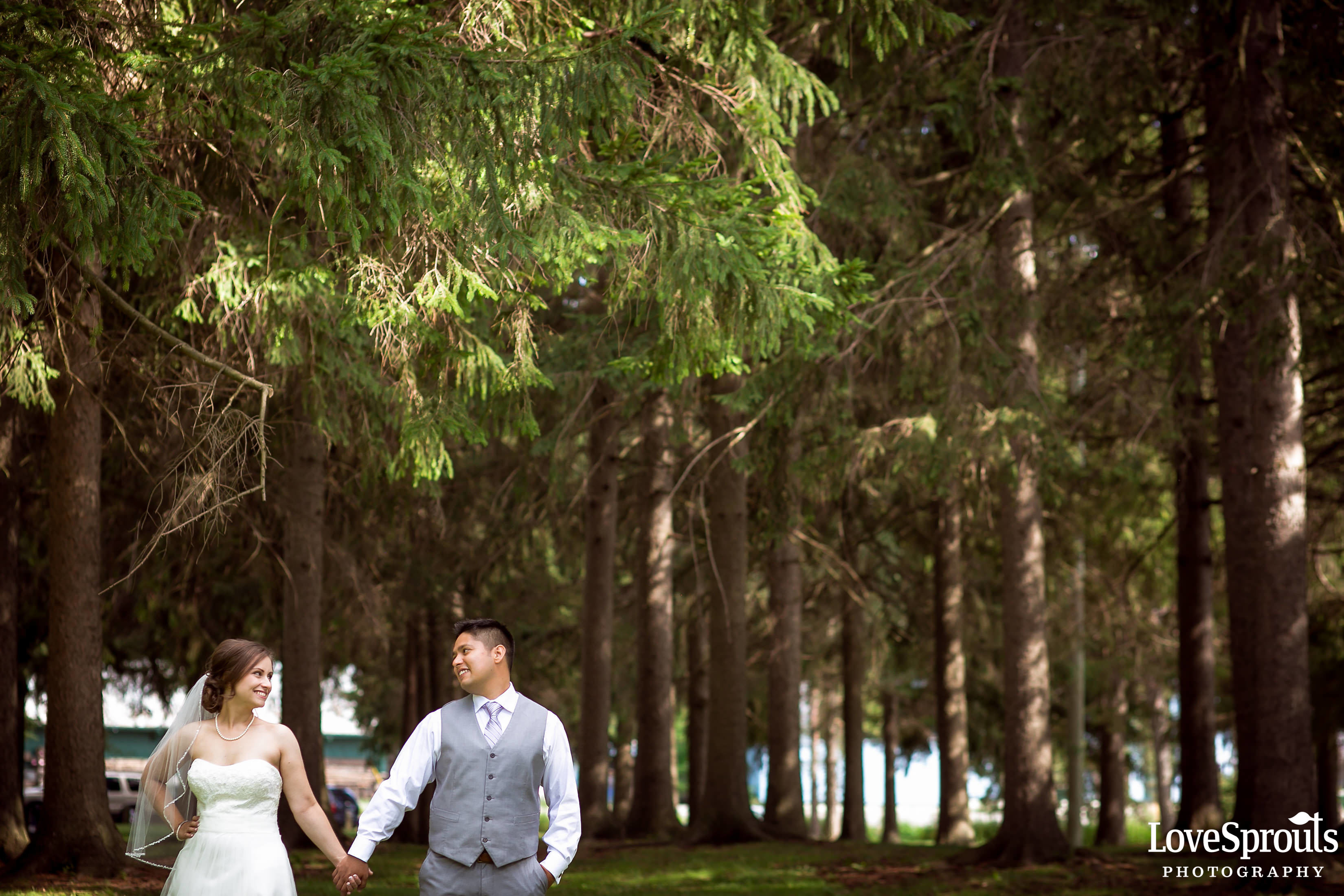 Cambridge Wedding Photographers – Alice & Tony – The Pines Wedding