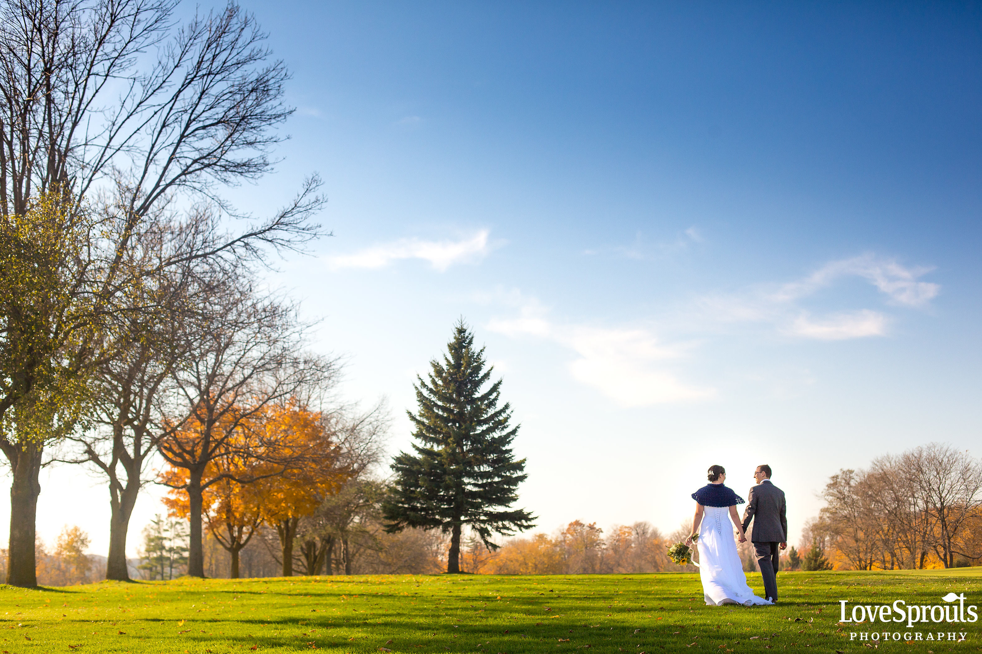 Ayr Wedding Photographers – Kelly & Brandon – Grand Valley Golf and Country Club