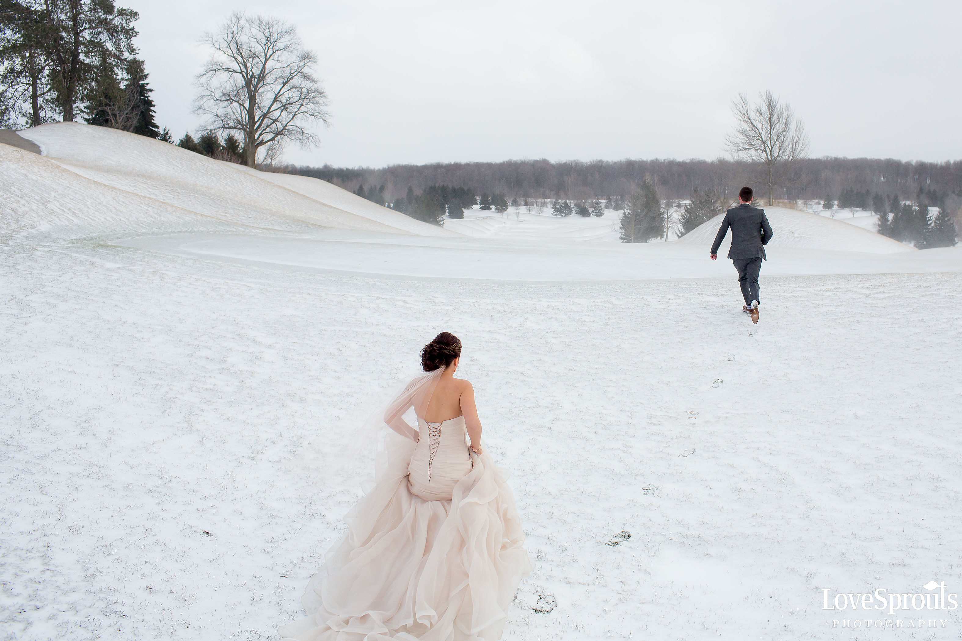 Petersburg Wedding Photographers – Alicia + Peter – Rebel Creek Golf and Country Club