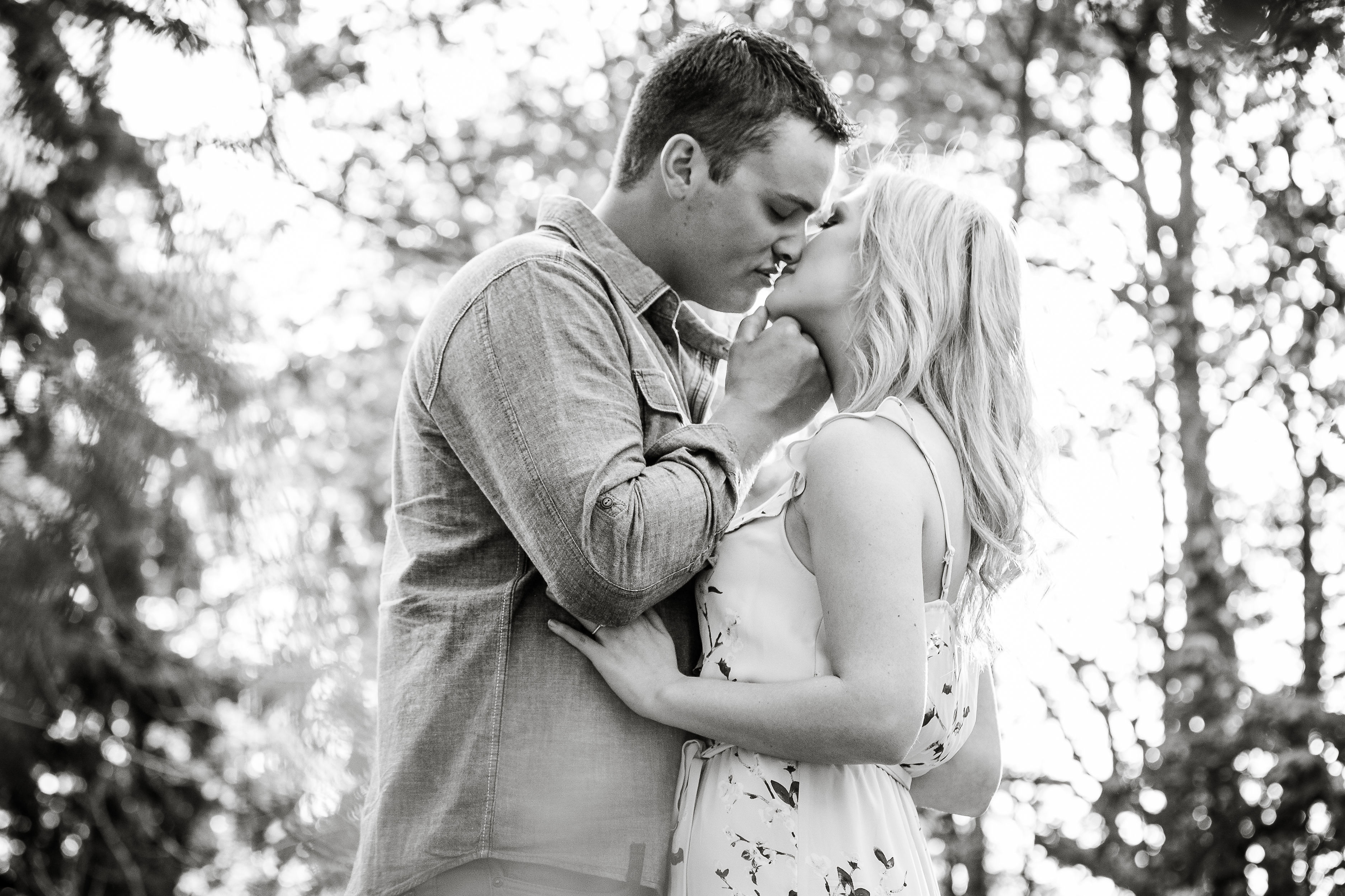 Stratford-Wedding-Photography-Confederation-Park-Engagement-Love-Sprouts-Photography-Couple-Kissing
