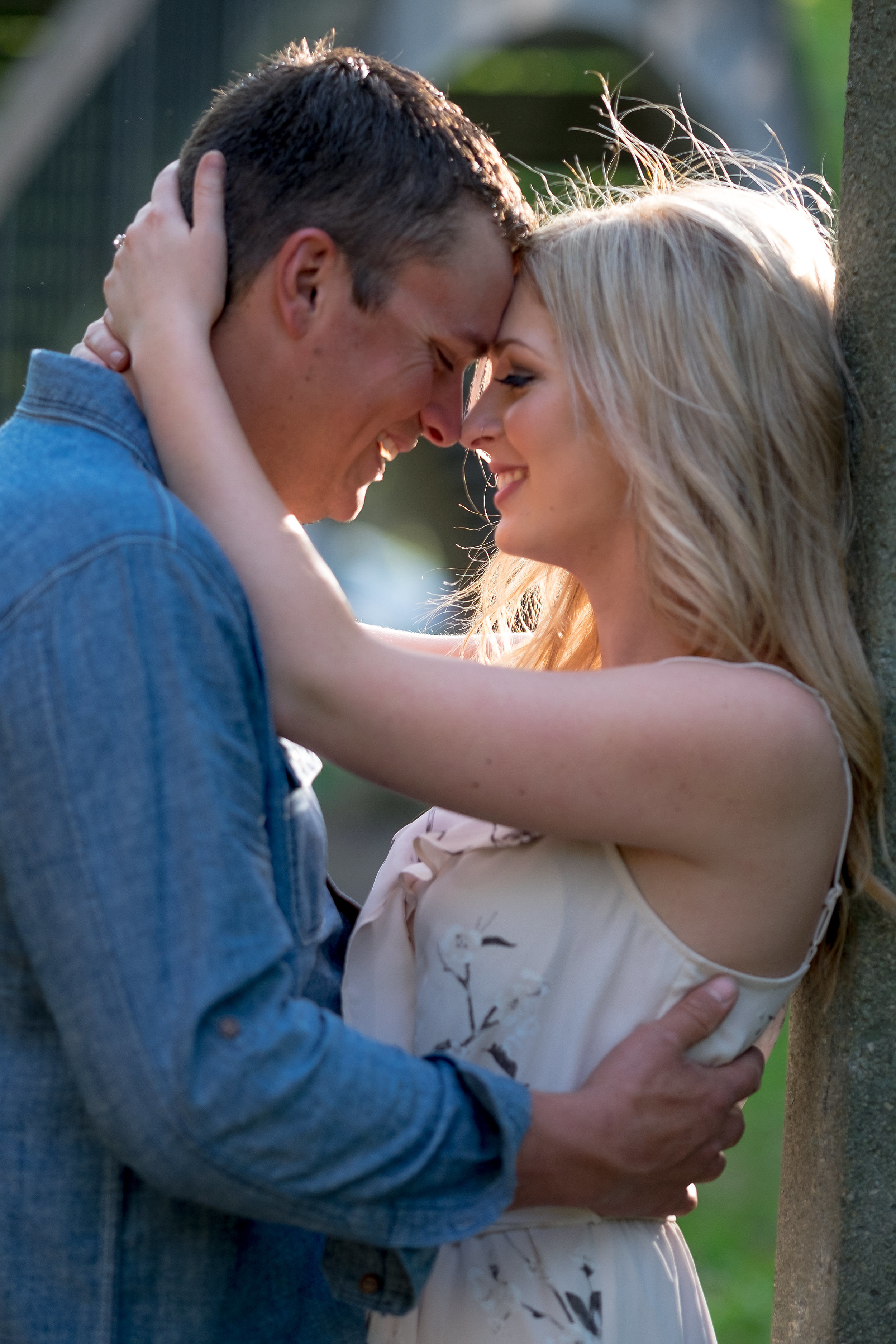 Stratford-Wedding-Photography-Confederation-Park-Engagement-Love-Sprouts-Photography-Snuggled-Close