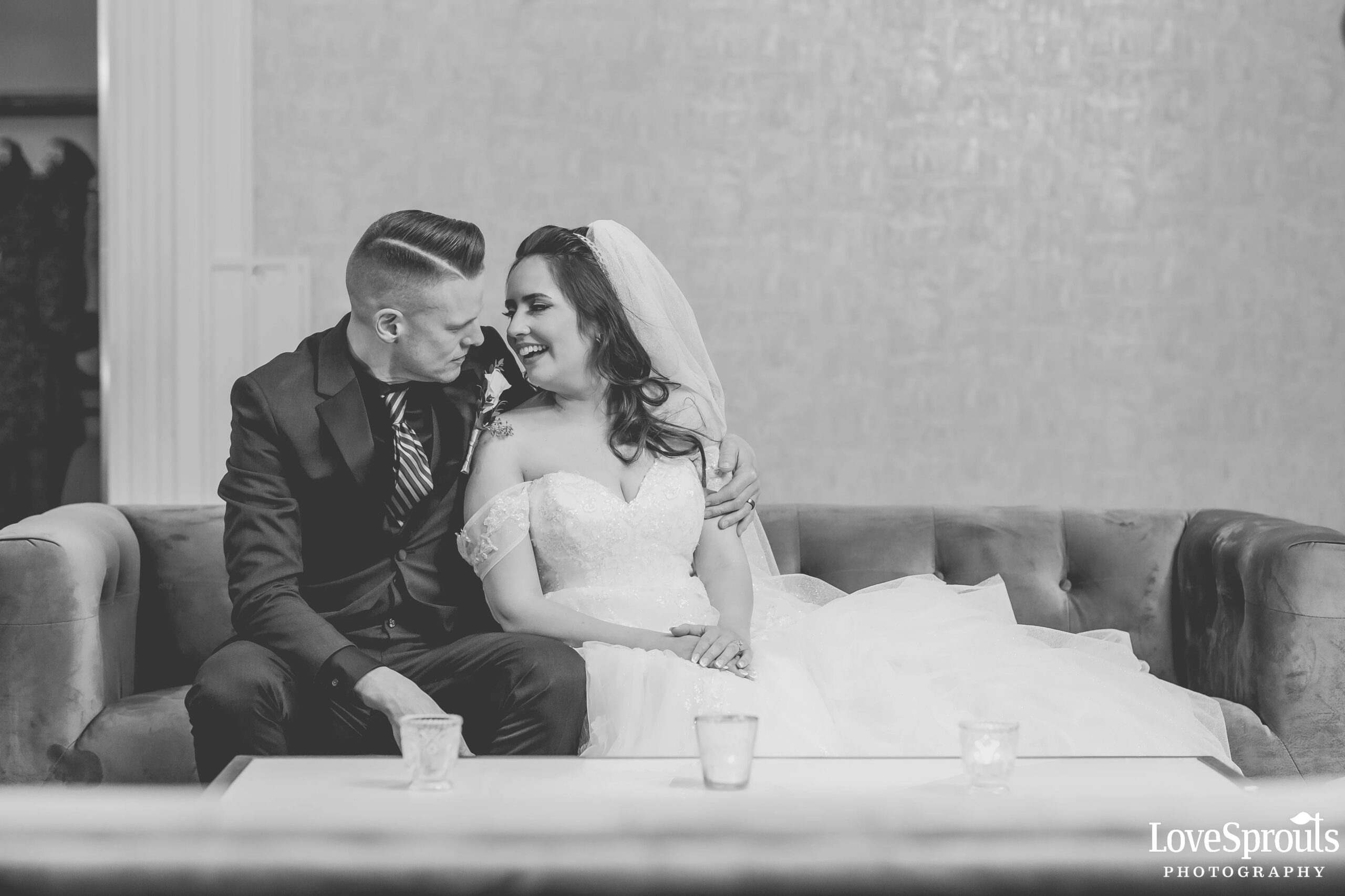 Elora Wedding Photographers – Bianca & Derek – Elora Mill